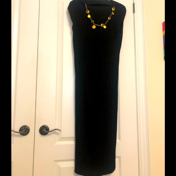 Babaton aritzia black light midi tube dress, ribbing in fabric. - Picture 1 of 3